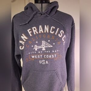 San Francisco Sweat Shirt.        Size Small